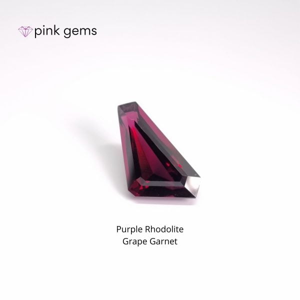 Super-triangle rhodolite garnet, 10. 0 cts, - luxury - pink gems